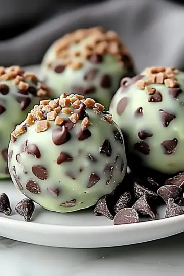 Mint Chocolate Chip Protein Balls