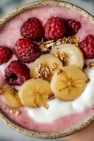Strawberry Banana Smoothie Bowl